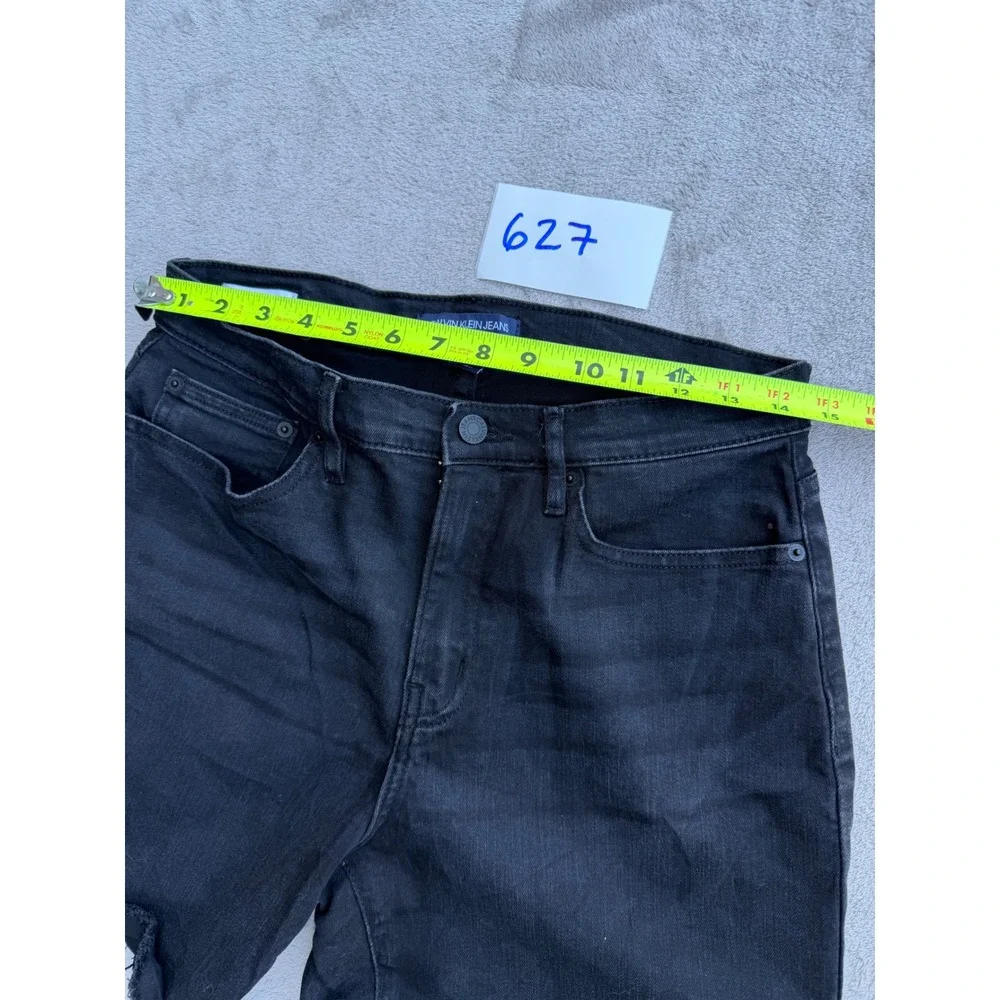 Calvin Klein Jeans Shorts Womens 10 Black Raw Hem High Rise Denim